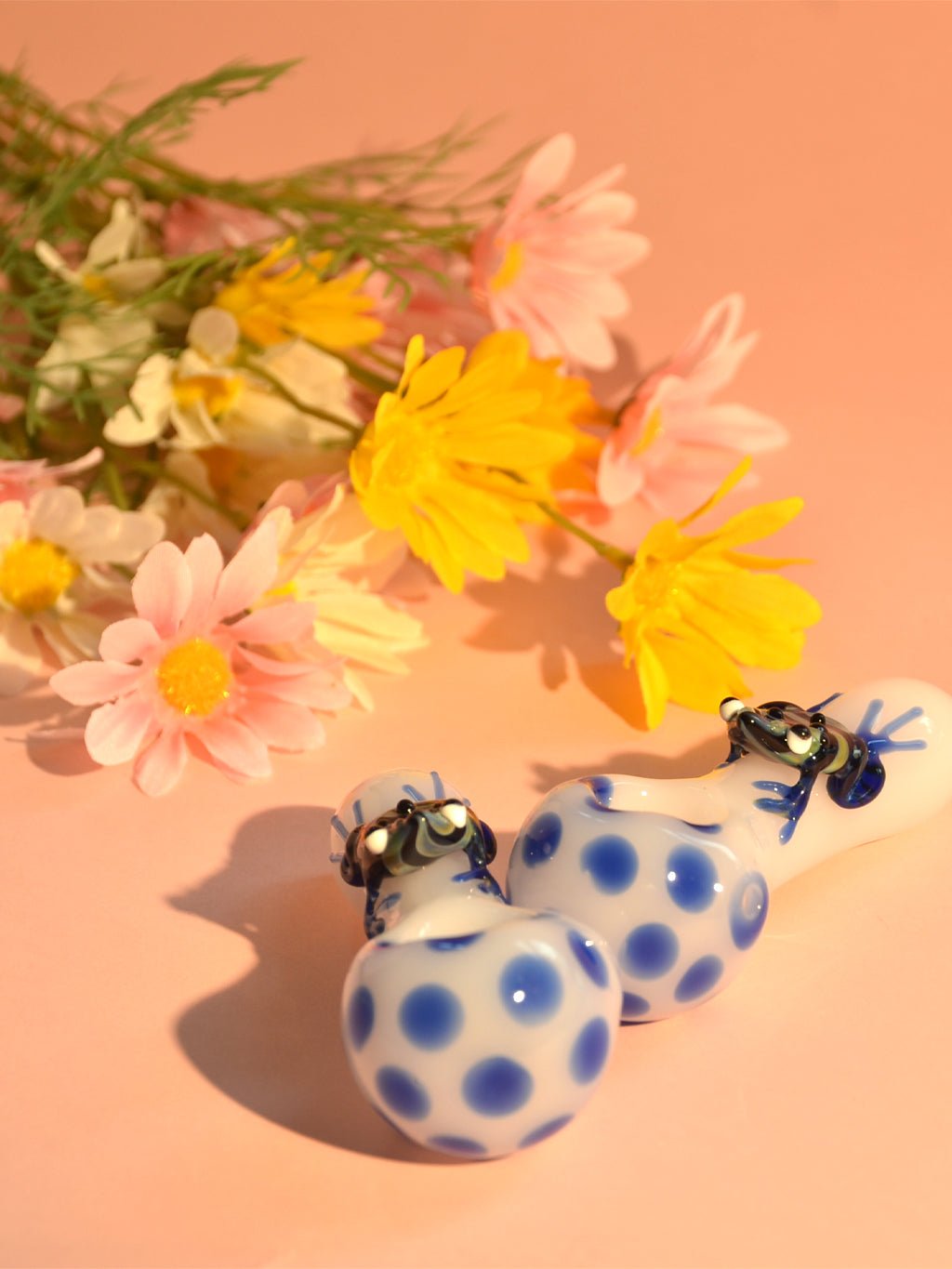 Cool Frog Glass Pipe - Croia Glass