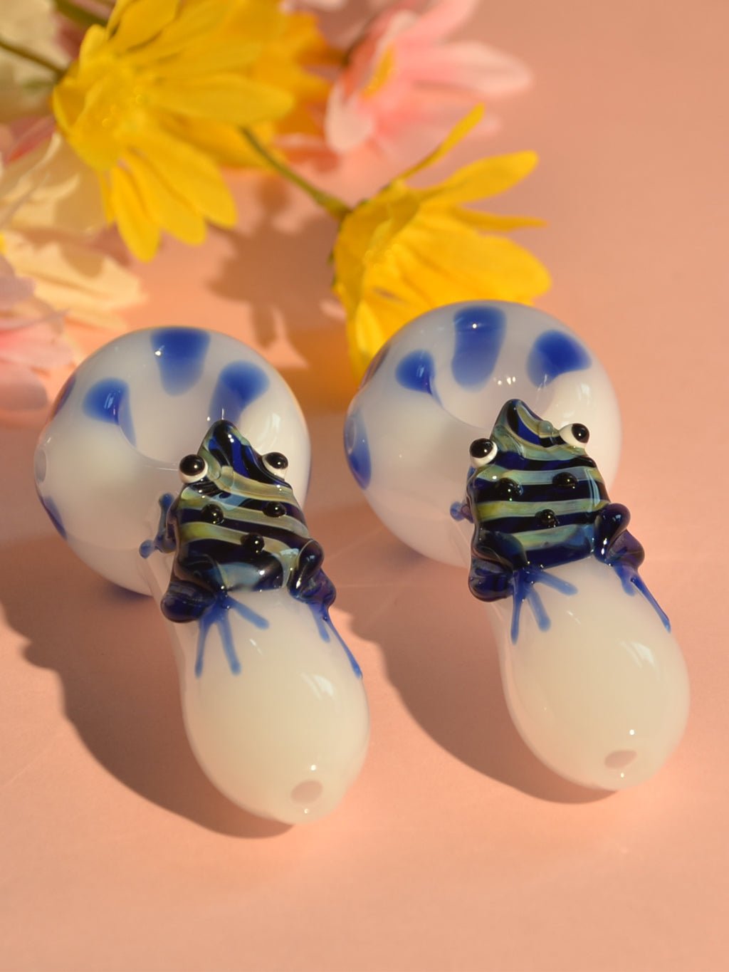 Cool Frog Glass Pipe - Croia Glass