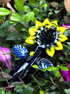 Flower Hand Pipe - Croia Glass