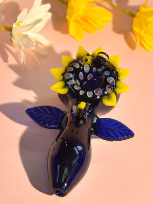 Flower Hand Pipe - Croia Glass