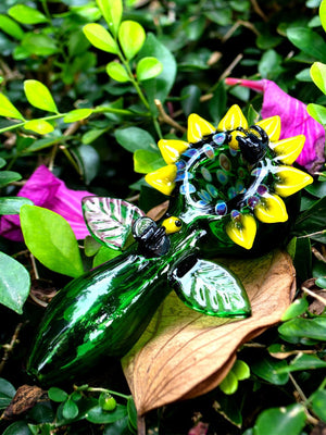 Flower Hand Pipe - Croia Glass